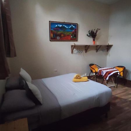Ostello La Casa Colorada San Benito Esterno foto